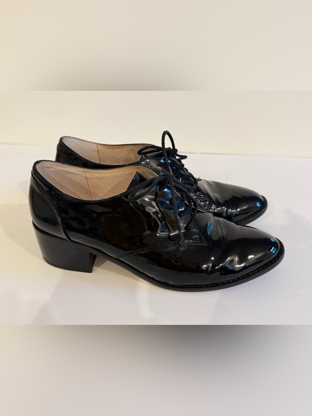 Louise et Cie Black Patent Lace-Up Heeled Oxfords